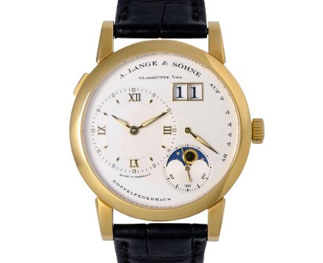 A. LANGE &amp; SÖHNE Lange 1 "Mondphase", Ref. 109.021. Herren Armbanduhr aus 2009. Gelbgold 18K. Handaufzug-Werk Kal. L901.5