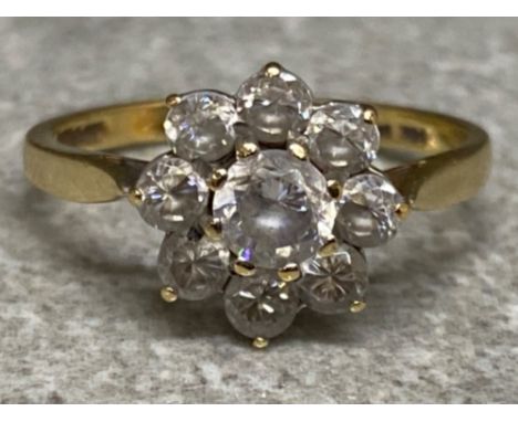 9ct yellow gold &amp; 9 CZs stone flower design cluster ring, size M, 2.2g gross