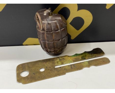 Decantation WWI hand grenade &amp; Army button polisher