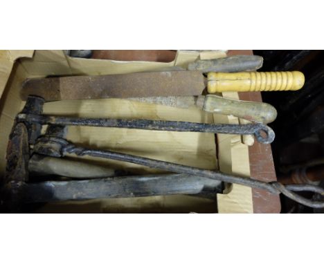 8 Blacksmiths Forge Tools incl. 1 file, 2 rasps, 1 chisel, 2 gate chisels, 1 hammer & 1 axe head (8)