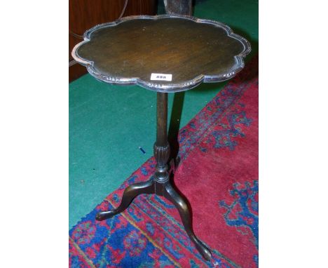 An Edwardian Mahogany Tripod Wine Table (a/f)