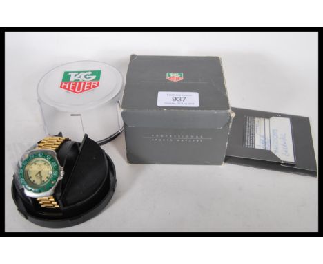 A Tag Heuer Professional 200 Meters Quartz&nbsp; divers Wristwatch, stainless steel, circa 1980's, having a green chapter rin