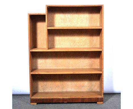 Small oak bookcase in the manner of Heals, open front with three fixed shelves, width 76cm, depth 23cm, height 102cm, plastic