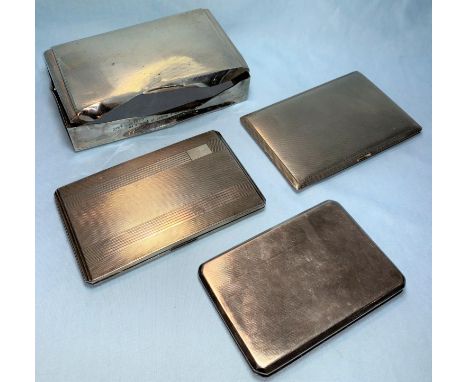 A silver cigarette box; silver cigarette cases, 21 ozt 