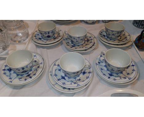 A Royal Copenhagen fluted tea set in the blue &amp; white onion pattern, comprising 6 cups, 6 saucers, 6 x 17.5 cm plates 