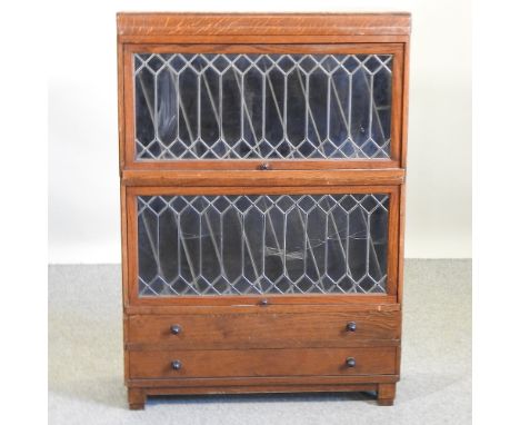 An early 20th century Globe Wernicke style glazed sectional bookcase, 86cm