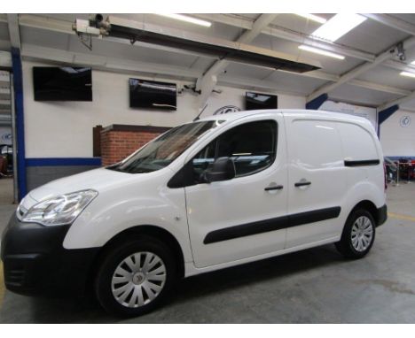 Make &amp; Model: Citroen Berlingo 625Date of Reg: DG16 TKDColour: Whitecc: 1560MoT: 17-06-2022Fuel Type: DIESELMileage: 68kT