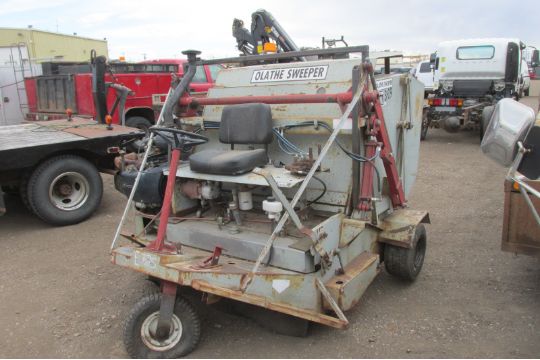 19 Olathe 54hl 3 Wheel Sweeper Does Not Stay Running 54hl Three Wheel Sweeper Onan Hydrostatic