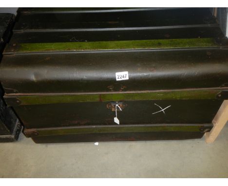 An old tin trunk, COLLECT ONLY.