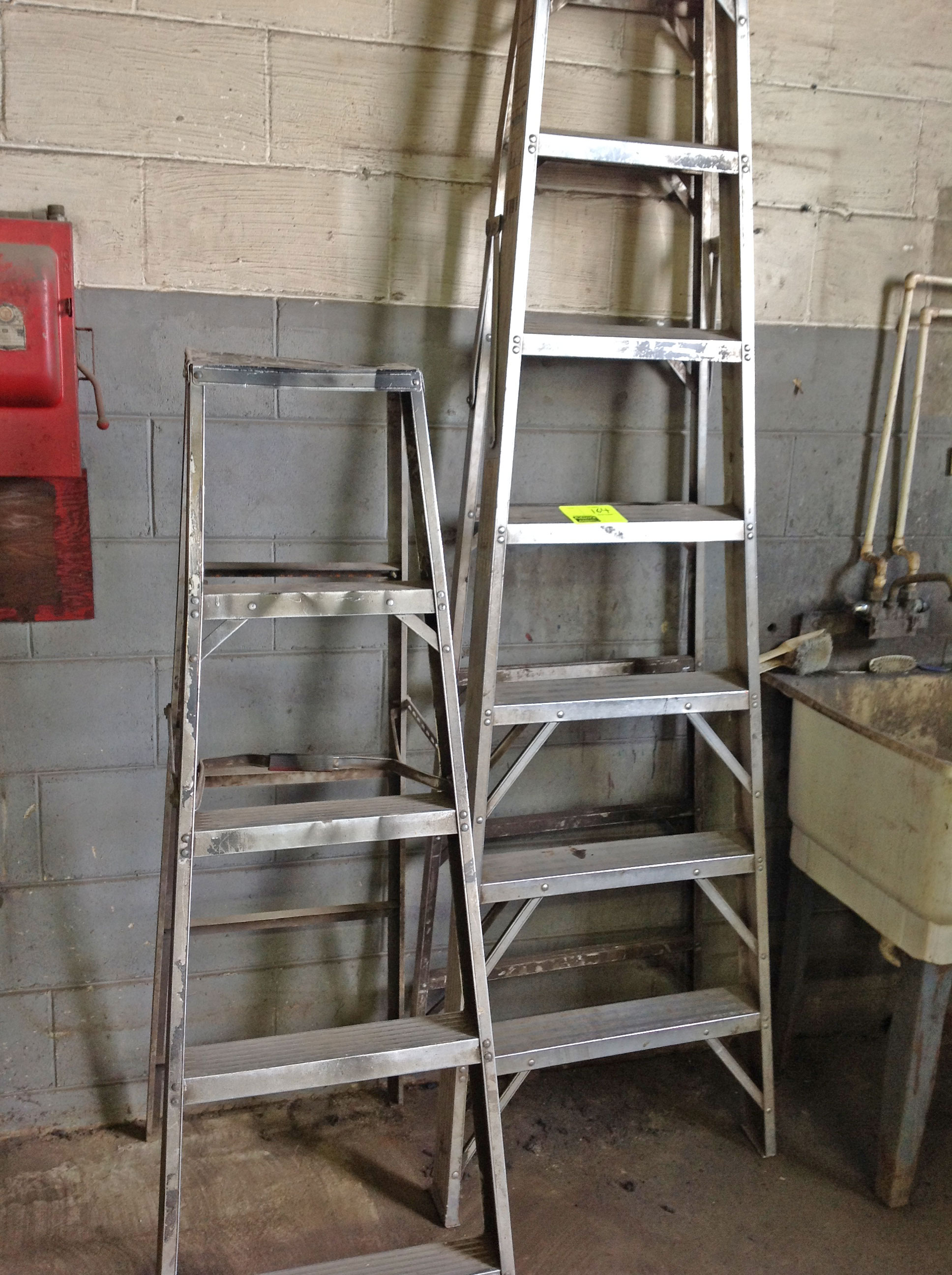 Aluminum Ladders