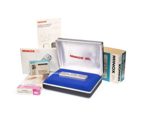 MINOX BL SUB MINIATURE CAMERA, in box, with manual and with Minox C4 flash and with bulbs, the camera 10cm long