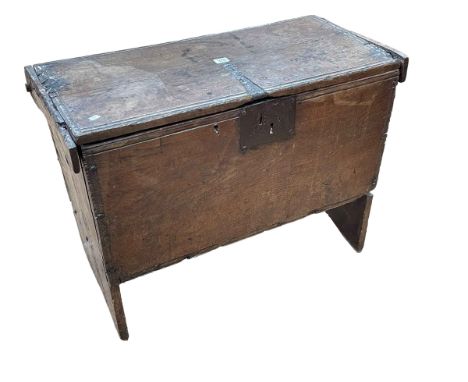 17th Century oak trunk of neat proportions, 56cm by 76cm by 35cm.