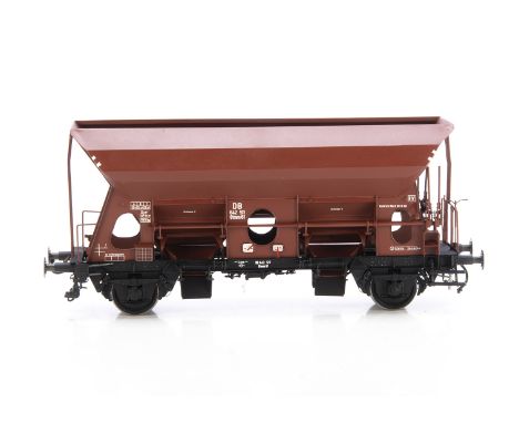A Gauge 1 German (DB) 4-wheeled Otmm 61 Hopper Wagon by Muschalek,  in DB brown as No. 642 511, Muschalek ref 8011/88-11, VG-