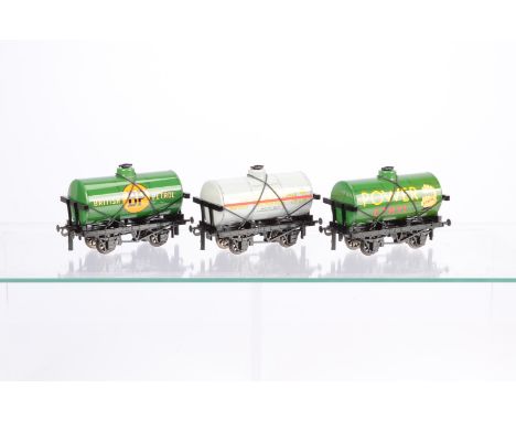 ACE Trains 0 Gauge Tanker Set 7, comprising grey BP, Power Ethyl and green BP Tank wagons, in original box, E, appear unrun/l
