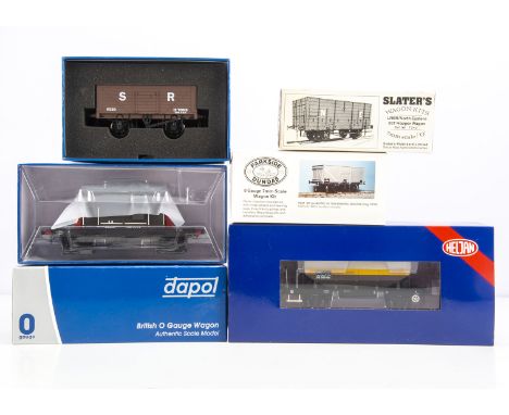 Boxed Finescale 0 Gauge Freight Stock by Dapol Heljan and Others, Dapol SR brake van ref 7F-100-001 (van 55995) and SR 8-plan