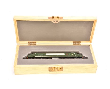 Bachmann OO Gauge Limited Edition Ixion Diesel Locomotive, in wooden case with outer card box, 31-080 Class 46 locomotive D17