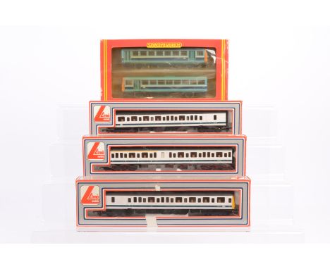 Lima OO Gauge and Hornby Margate DMU and Railbus, all boxed, Lima three car DMU in BR white and blue livery, 205154W, 205152 