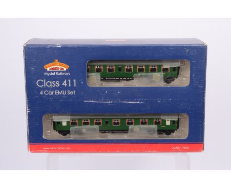 Bachmann OO Gauge Class 411 Four Car EMU Set, a boxed 31-425A set 4CEP EMU 7141 in BR (late SR) green livery, G-E, box G