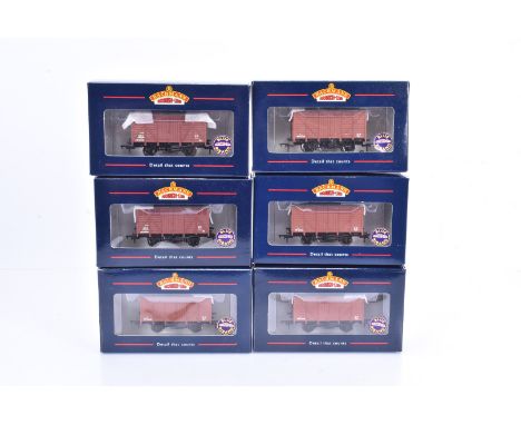 Bachmann OO Gauge Goods Vans, a boxed group, 37-750 12 ton fruit vans in BR brown (6), 37-777 (2), 37-776 (1) 12 ton MOGO van