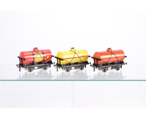 ACE Trains 0 Gauge Tanker Set 4, comprising BP, Anglo American and Colas Tank wagons, in original box, E, appear unrun/lightl