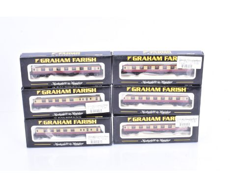 Graham Farish by Bachmann N Gauge Crimson and Cream Coaching Stock, a boxed group of Mk1 coaches, 374-802 (3), 374-175 (4), 3