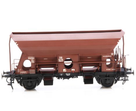 A Gauge 1 German (DB) 4-wheeled Otmm 61 Hopper Wagon by Muschalek,  in DB brown as No. 642 502, Muschalek ref 8011/88-02, E, 