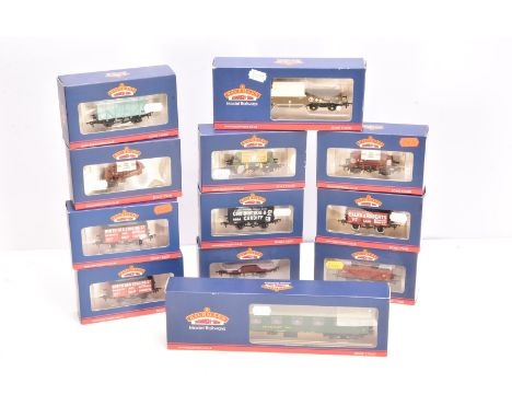 Bachmann OO Gauge Goods Wagons and BR (S) Coach,  all boxed, 39-253 BR (S) coach and goods wagons, Presflo 38-260A Tunnel Cem