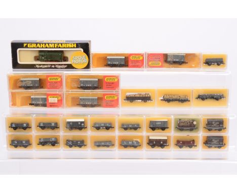 N Gauge Railway Company Goods Wagons and BR Diesel Shunter, a boxed Graham Farish 1005 Class 08 shunter D4012 in green livery