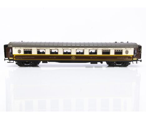 A Gauge 1 Continental-style Wagons-Lits 'Golden Arrow' Pullman Car by J &amp; M Models, in Wagons-Lits brown and ivory with G