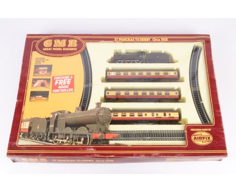 Hornby Margate and Great Model Railways Steam Passenger Train Sets, two boxed sets, Hornby Silver Jubilee Pullman R687 includ