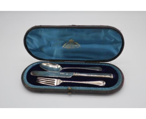 Cased London silver hallmarked knife, fork and spoon set 