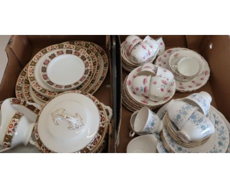 Keeling part dinner service, Bisto floral pattern tea service, and a Colclough part dinner/tea service in two boxes 