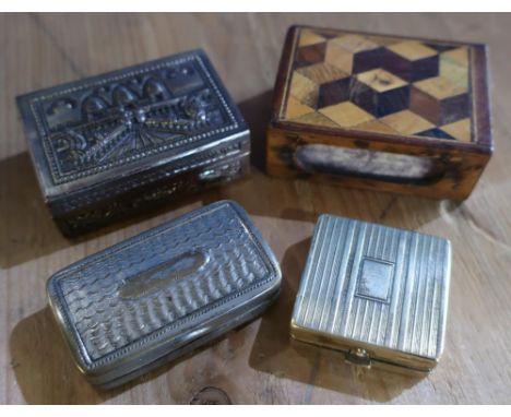 Marquetry wood matchbox cover, Indian style box, Elizabeth Arden compact and a snuff type box (4) 