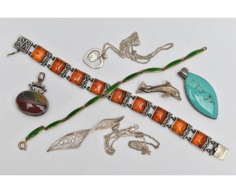 AN 'ASKEL HOLMSEN' NORWEGIAN ENAMEL BRACELET AND OTHER ITEMS OF JEWELLERY, gilt white metal bracelet comprised of a series of