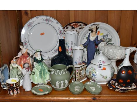 A GROUP OF ASSORTED CERAMICS INCLUDING FOUR PIECES OF GREEN WEDGWOOD JASPERWARE, a Royal Crown Derby Imari coffee can in the 