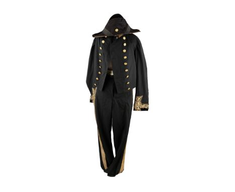 A FINE VICTORIAN QUEENS BODYGUARD FOR SCOTLAND / ROYAL COMPANY OF ARCHERS FULL DRESS UNIFORM 19TH comprising dress coat with 