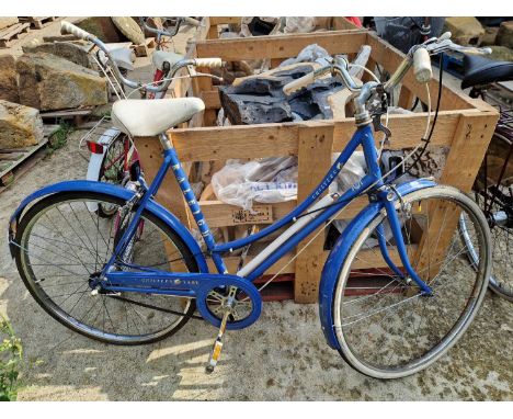 A ladies Raleigh Chiltern bicycle