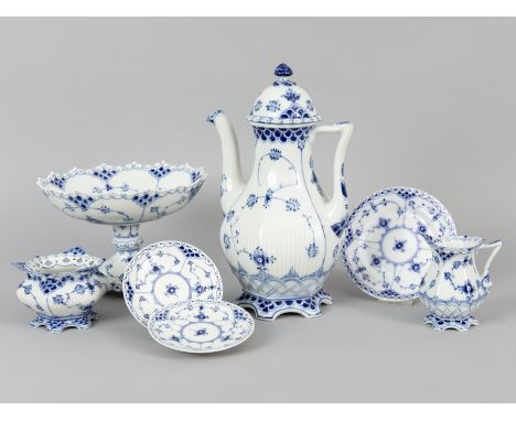 7-tlg. Kaffee-Set Musselmalet "Vollspitze" und "Halbspitze", Royal Copenhagen, Dänemark, 1770er Jahre, Ausführung 20. Jh.Weiß