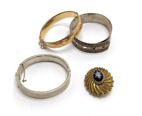 2 x silver marked bangles (39g), 1/5th 9ct metal core bangle (21.4g &amp; has wear) t/w antique gilt brooch with blue enamel 