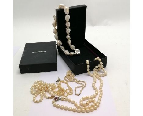Long strand (90cm) of baroque pearls with a ruby set metal clasp, 9ct gold strand of Ciro pearls etc