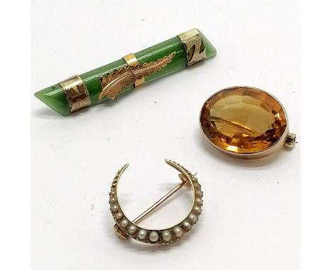 3 x antique gold brooches - unmarked 15ct gold seed pearl crescent, citrine, New Zealand gold mounted nephrite jade with fern