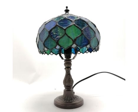 Tiffany style lamp - 31cm high 