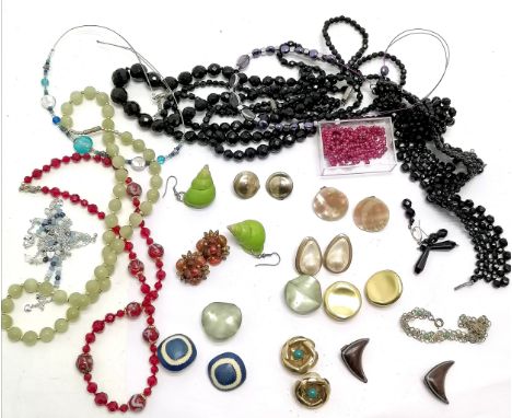 Qty of costume jewellery inc black bead necklaces, clip-on earrings, hardstone necklaces, broken strand of ruby beads etc 