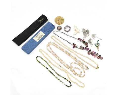 Collection of assorted costume jewellery, to include Lotus simulated pearls, Citrine bead necklace, mother of pearl bird broo