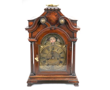 Englische Bracket Clock von Clifton Liverpool, Ende 18. Jh.Feines patiniertes Mahagonigehäuse, Kette Schnecke Aufzug, 8 Tage-
