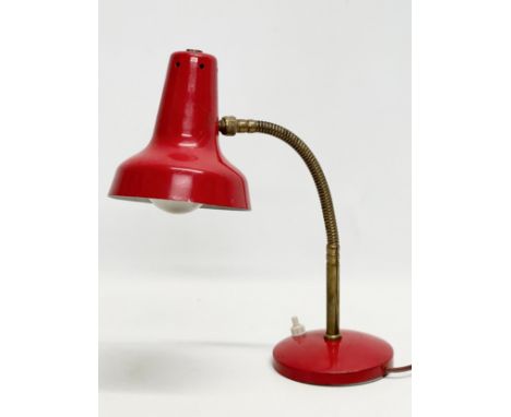 A 1960’s Mid Century Italian desk lamp. 32cm