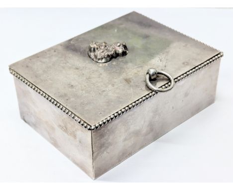 A French silver trinket box, stamped 8G. 264.5g