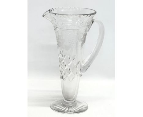 A tall fine quality 19th Century, Victorian etched glass pitcher. 18x13x27.5cm