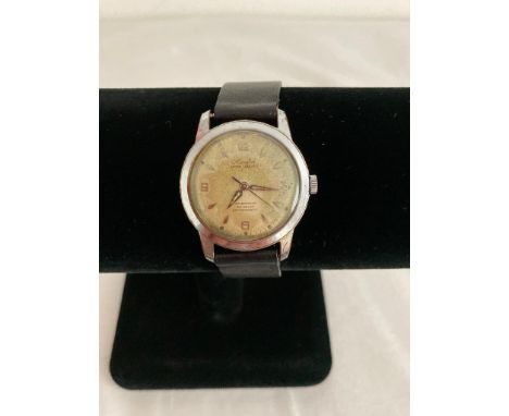 Vintage Ascalon Swiss WATCH showing 17 Rubies, Waterproof. Antimagnetic Incabloc.  Working Order.  Top quality watch but need