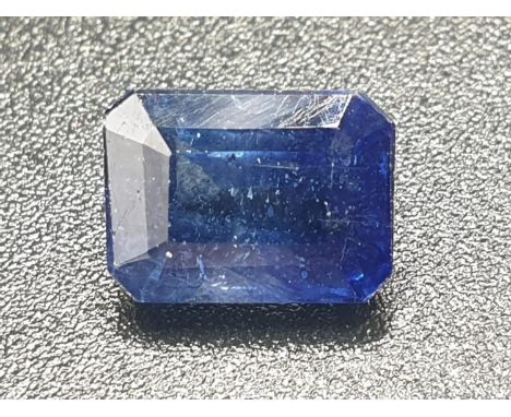 2.67 Cts BLUE SAPPHIRE. Rectangular step cut. GJSPC certified 